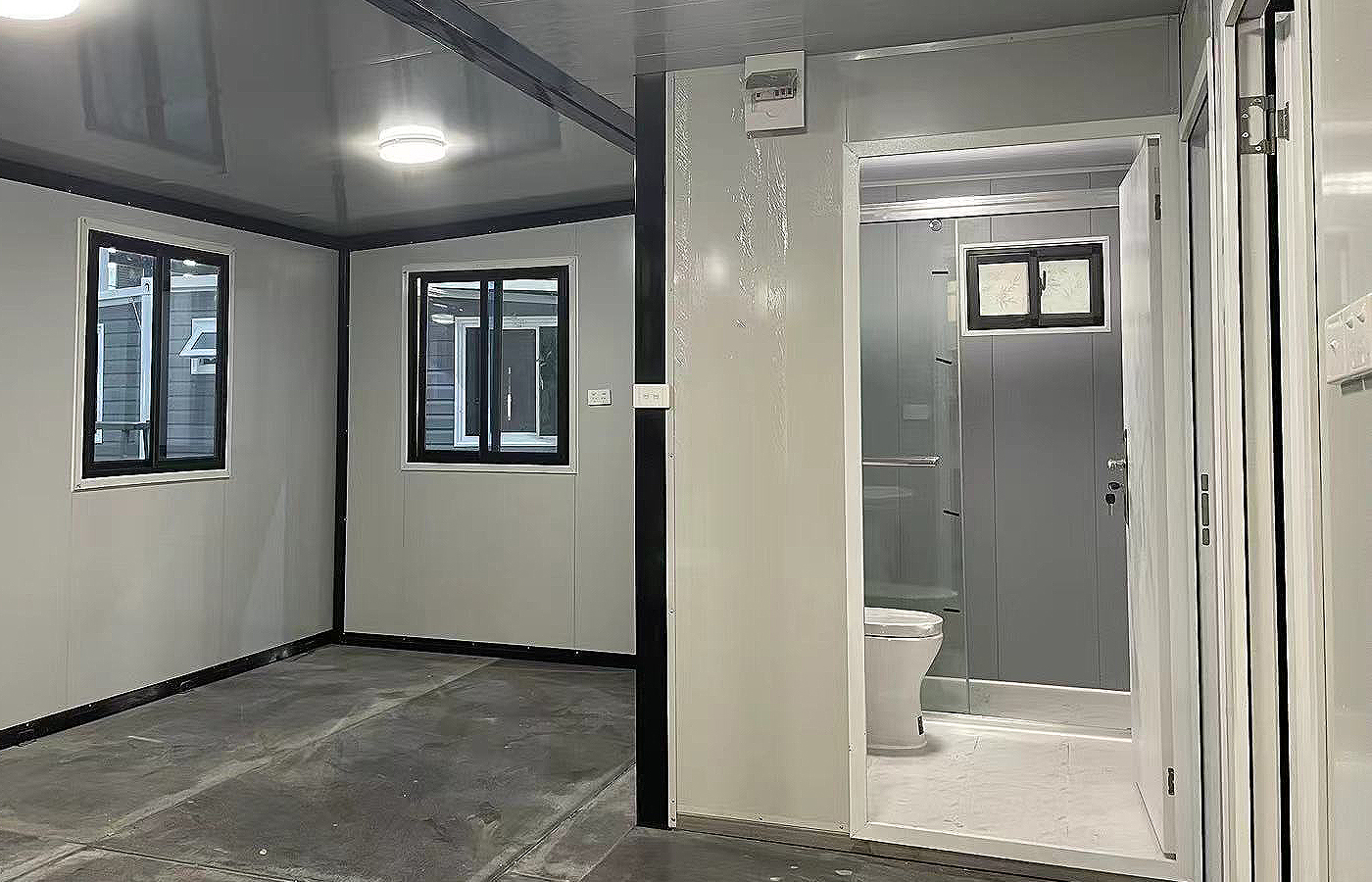 40 stôp vysoko luxusný prispôsobený 30 stôp roztiahnuteľný kontajner s kovovým vonkajším klinovým plechom 40 stôp vysoko luxusný prispôsobený 30 stôp roztiahnuteľný kontajner s kovovým vonkajším klinovým plechom